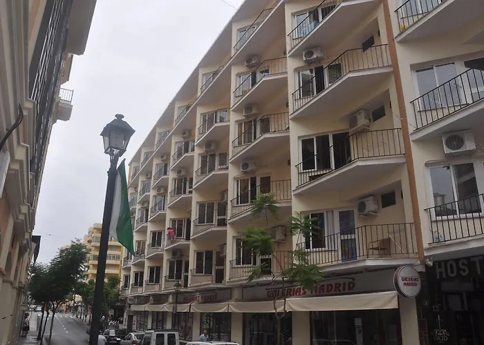 Pensión Temático El Cid 2*