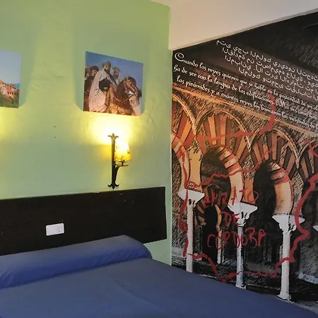 Tematico El Cid Pensionat Fuengirola
